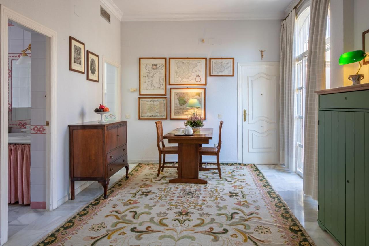 Holiday Apartment, 2 Pax, Historical Center Sevilla Kültér fotó