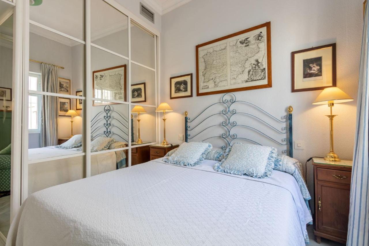Holiday Apartment, 2 Pax, Historical Center Sevilla Kültér fotó