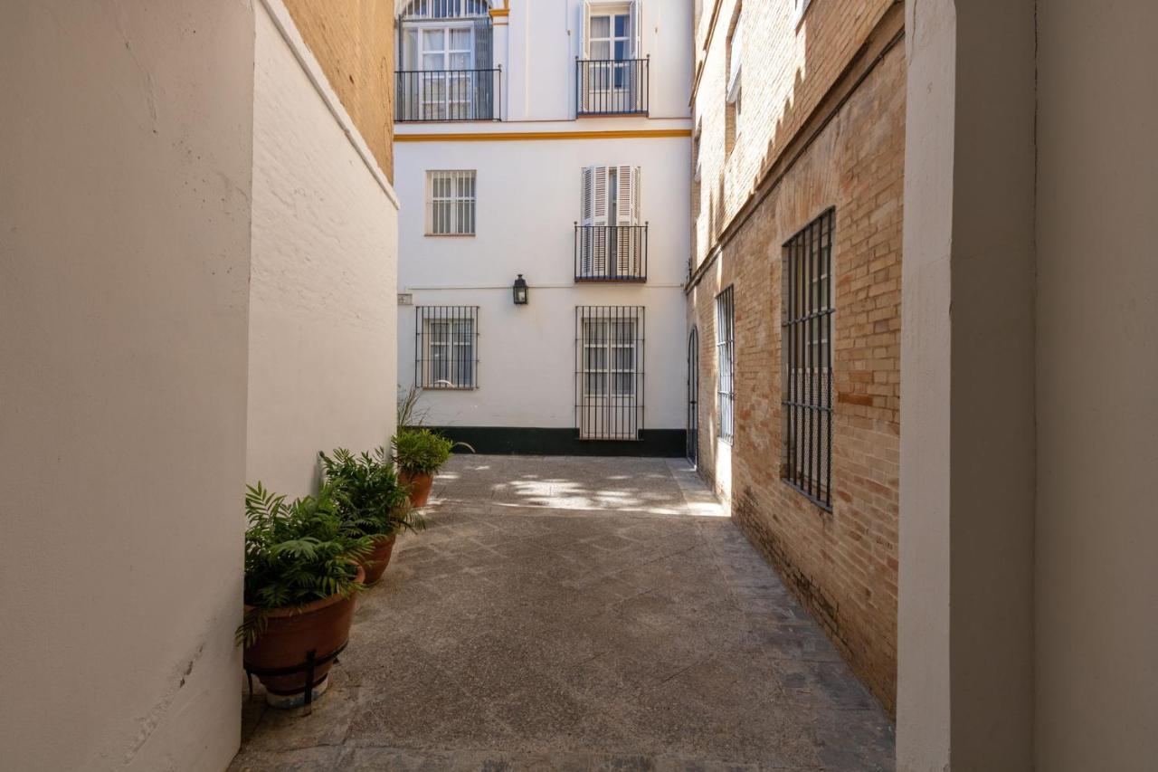Holiday Apartment, 2 Pax, Historical Center Sevilla Kültér fotó